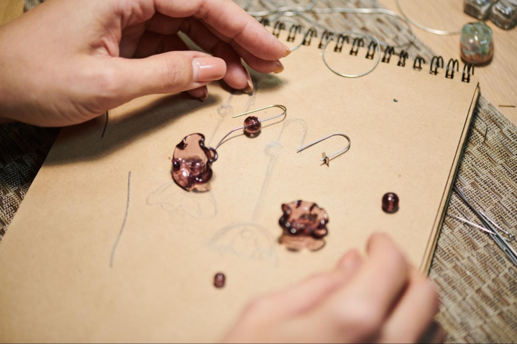 Consulting on Custom Gemstone Jewelry