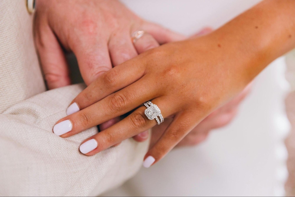 Solitaire vs Halo Engagement Rings: Which Is Better?