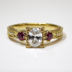 ellisjewelers-ruby-diamond-engagement-ring_2.jpg-1445885772