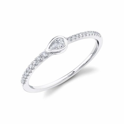 0.17Ct Diamond Pear Ring